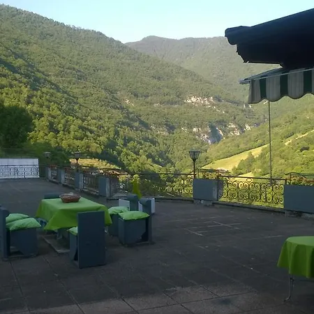 Il Santo Pellegrino 3* Adrara San Rocco